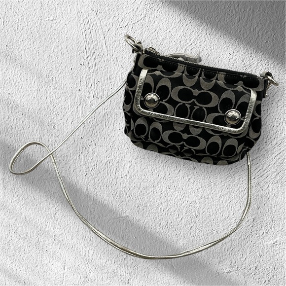 Coach Handbags - Coach Poppy Signature Pleated Crossbody Bag | Vintage Y2K